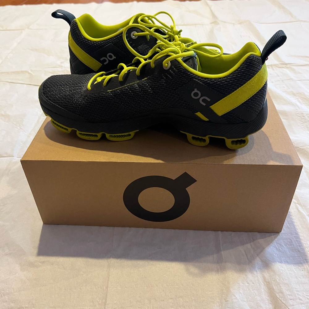 ON CLOUDSURFER (original model) Men’s Lime green